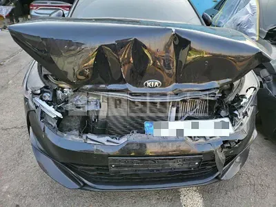 Photo 1 of 4: 2020 Kia K5 1. — Korean insurance auction