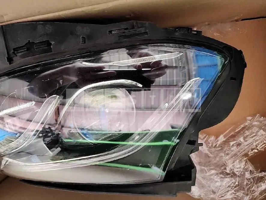 Photo 2 of 10: 2018 Mercedes-Benz (parts) E220 d Light — Korean insurance auction