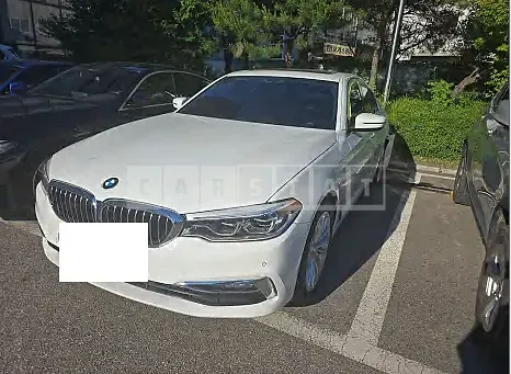 Photo 2 of 27: 2018 BMW 520d — Korean insurance auction