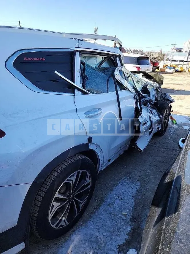 Photo 2 of 17: 2019 Hyundai Santa Fe 2.0 (2WD), VIN KMHS281BBKU181514 — Korean insurance auction