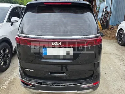 Photo 1 of 28: 2022 Kia Carnivals, VIN KNANE81BBPS228727 — Korean insurance auction
