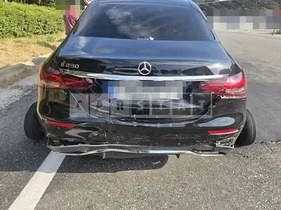 Photo 1 of 13: 2022 Mercedes-Benz E250 — Korean insurance auction