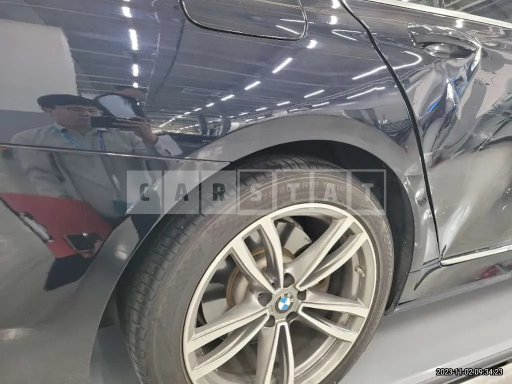 Photo 2 of 20: 2018 BMW 740Ld xDrive, VIN WBA7G8108JG785168 — Korean insurance auction
