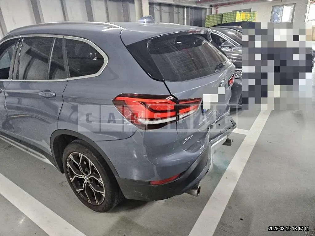 Photo 2 of 11: 2021 BMW X1 xDrive20i — Korean insurance auction