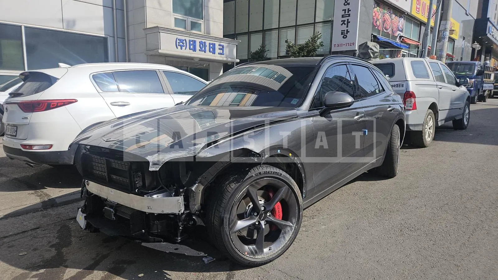 Photo 2 of 3: 2026 Genesis GV70 3.5 AWD, VIN KMTMF81CDTU280084 — Korean insurance auction