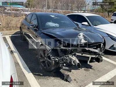 Photo 1 of 44: 2022 Genesis G70, VIN KMTG641EBNU104966 — Korean insurance auction