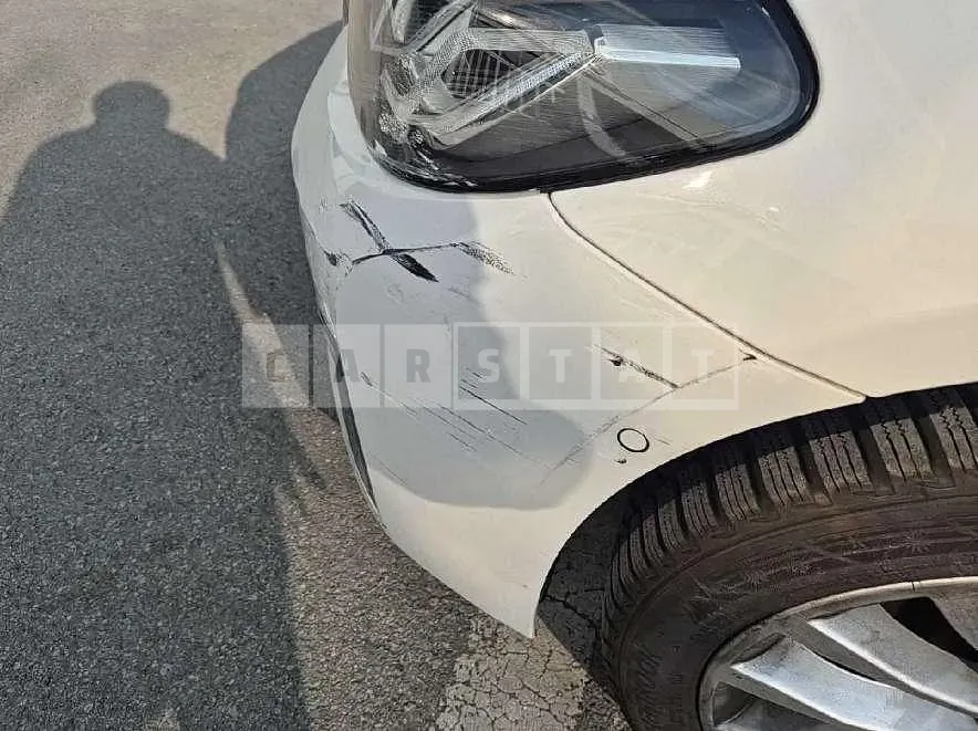Photo 2 of 7: 2020 BMW (parts) 530i Headlamp — Korean insurance auction