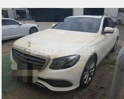 Photo 1 of 16: 2020 Mercedes-Benz E 300 4Matic — Korean insurance auction
