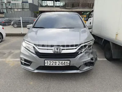 Photo 1 of 4: 2019 Honda Odyssey — Korean insurance auction