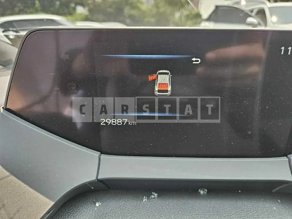 Photo 2 of 30: 2024 Toyota Prius 2WD — Korean insurance auction