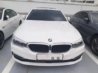 Photo 1 of 7: 2018 BMW Salving 520d, VIN WBAJC310XJG998269 — Korean insurance auction