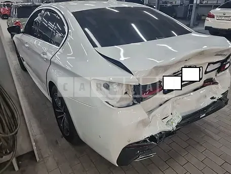 Photo 2 of 34: 2023 BMW 520i, VIN WBA11BH07PWX89723 — Korean insurance auction