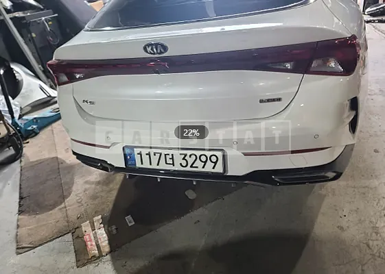 Photo 2 of 22: 2021 Kia K5 — Korean insurance auction