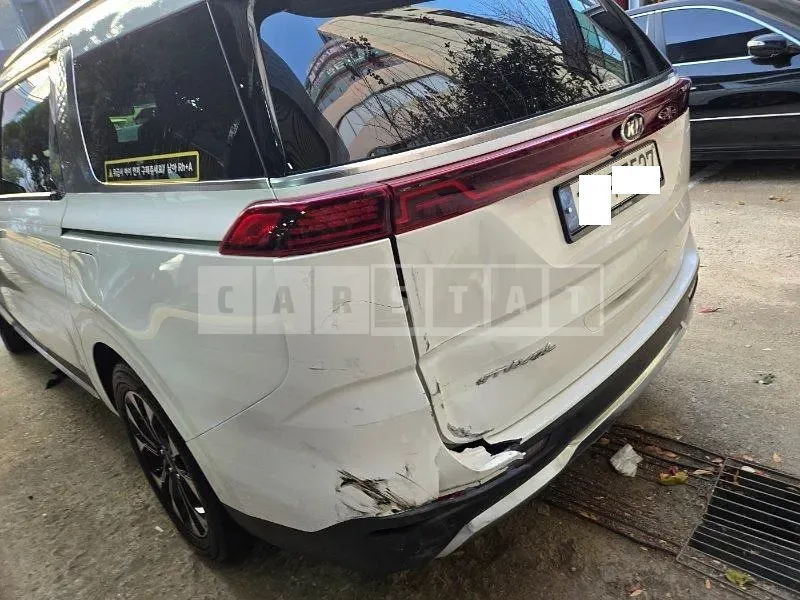 Photo 2 of 25: 2021 Kia Carnival, VIN KNANC81BBMS044561 — Korean insurance auction