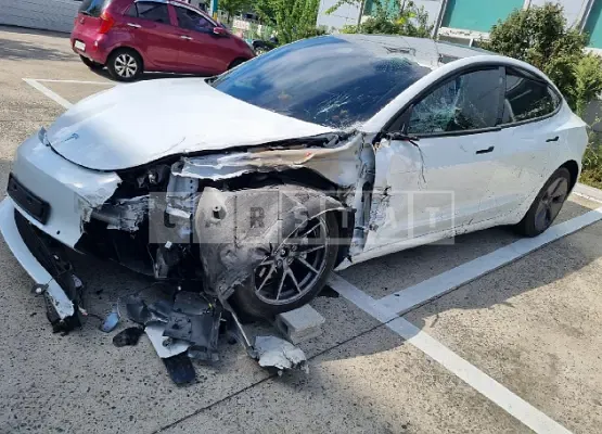 Photo 2 of 50: 2022 Tesla Model 3 Long Range, VIN 5YJ3E1EB2NF149338 — Korean insurance auction