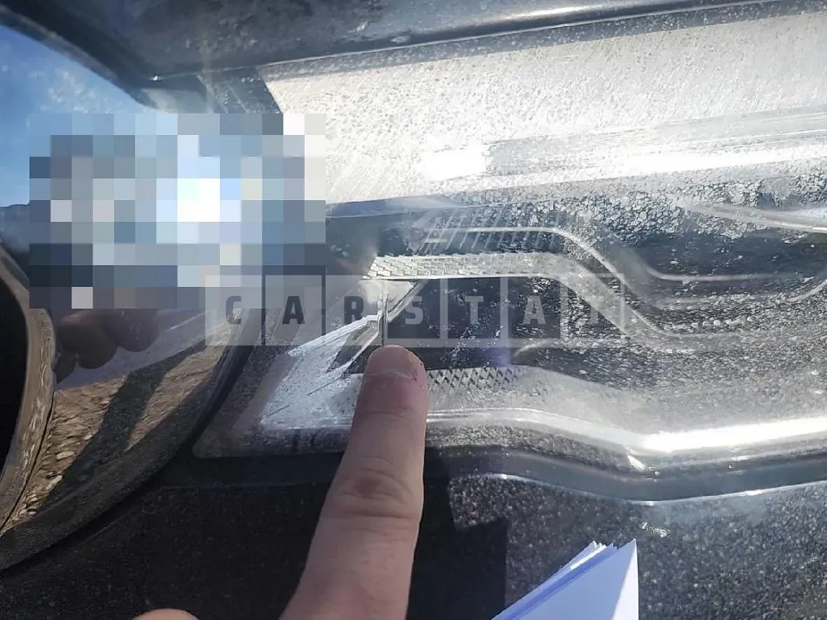 Photo 3 of 3: 2018 BMW (parts) 530i Headlamp — Korean insurance auction
