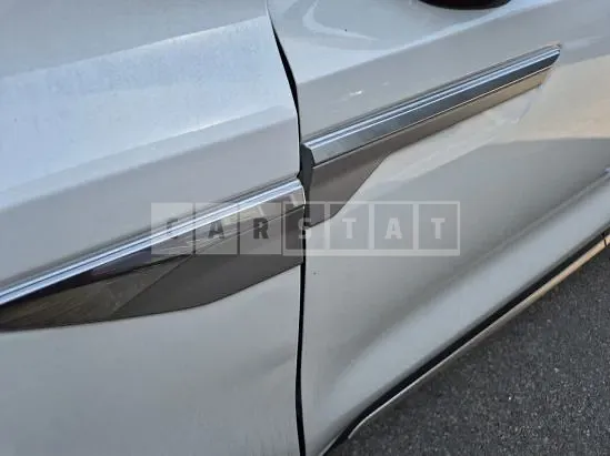 Photo 2 of 43: 2025 Kia Sorento — Korean insurance auction