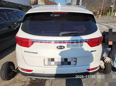 Photo 1 of 5: 2016 Kia Sportage — Korean insurance auction