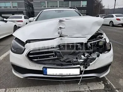 2022 Mercedes-Benz E250