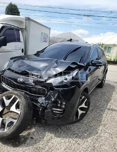 Photo 1 of 28: 2018 Kia Sportage, VIN KNAPN813BJK535062 — Korean insurance auction