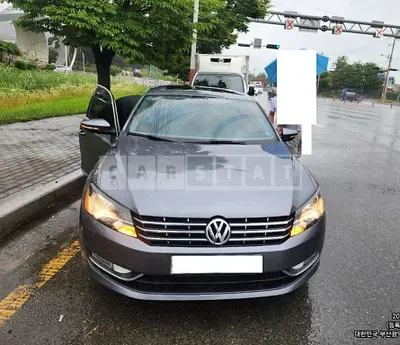 Photo 1 of 8: 2015 Volkswagen Passat 2.0 TDI — Korean insurance auction