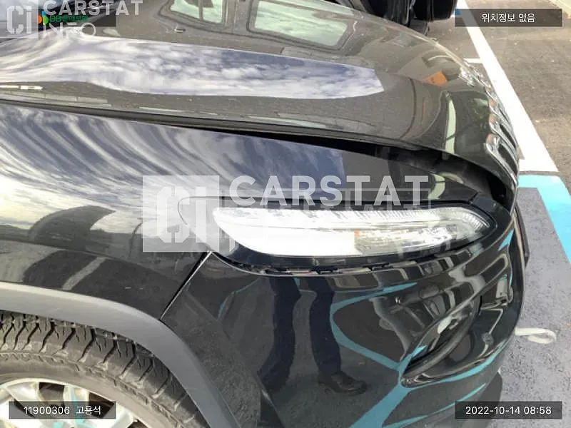 Photo 2 of 21: 2015 Jeep Straw Cherokee, VIN 1C4PJMDY7FW606095 — Korean insurance auction