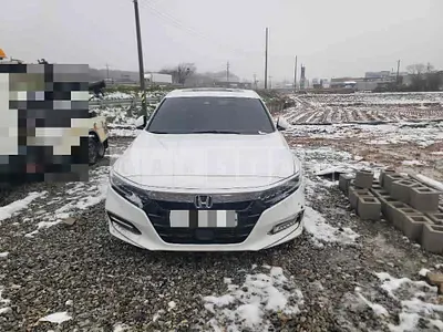 Photo 1 of 12: 2018 Honda Accord Hybrid — Korean insurance auction
