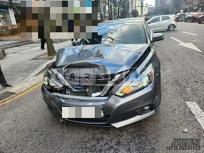 Photo 1 of 10: 2017 Nissan Altima 2.5 — Korean insurance auction