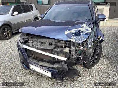 Photo 1 of 9: 2018 Hyundai Santa Fe, VIN KMHS281BBKU000505 — Korean insurance auction