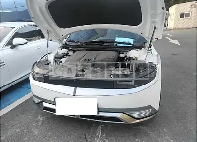 Photo 1 of 12: 2022 Hyundai Modern Ionic 5 — Korean insurance auction