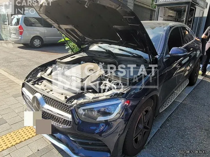 Photo 2 of 12: 2020 Mercedes-Benz Subsubbenz GLC300 4Matic Coupe — Korean insurance auction