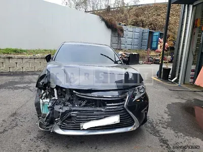 Photo 1 of 42: 2017 Lexus ES300h, VIN JTHBW1GG0H2156523 — Korean insurance auction