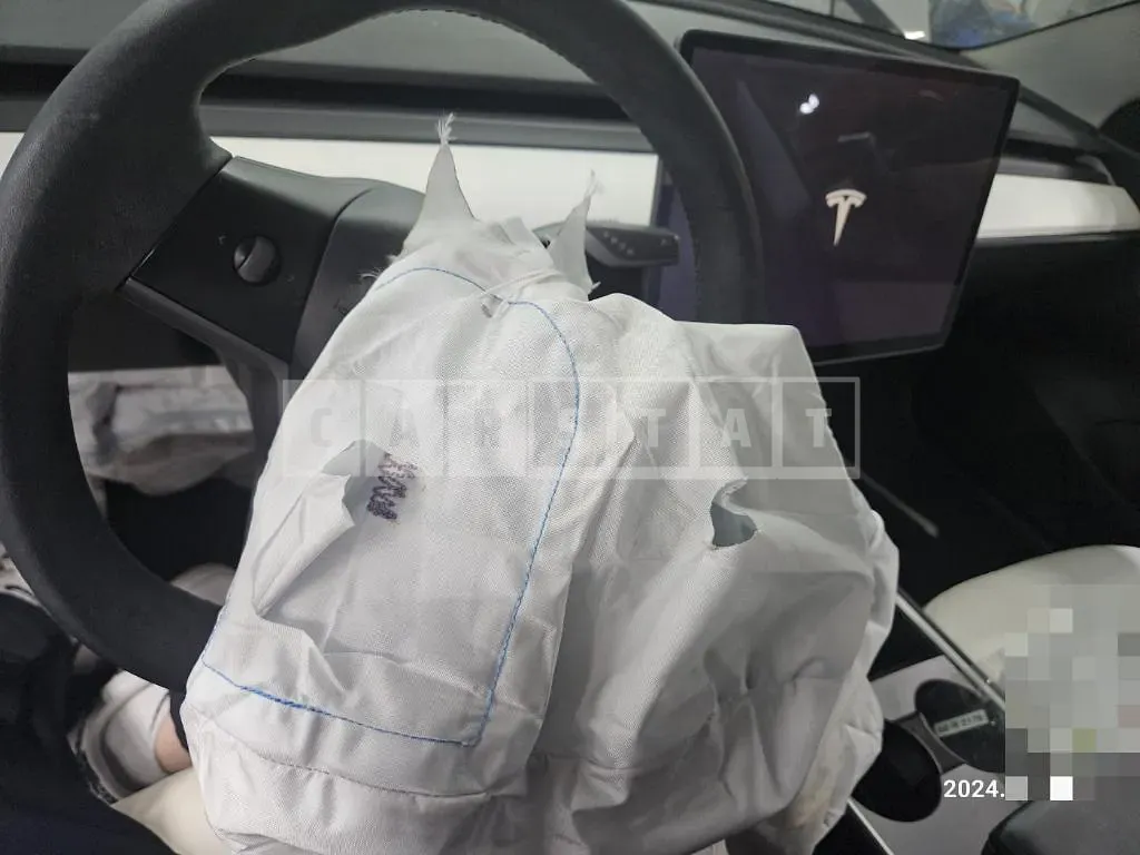 Photo 2 of 14: 2021 Tesla Model 3 Performance, VIN 5YJ3E1EC3MF912121 — Korean insurance auction