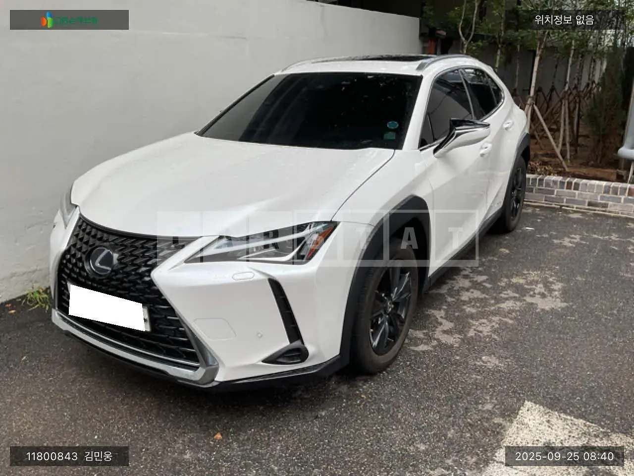 Photo 2 of 18: 2021 Lexus UX250h 2WD, VIN JTHP6JBH1M2087681 — Korean insurance auction