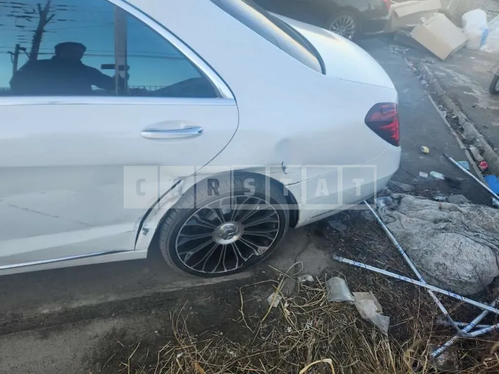 Photo 2 of 21: 2016 Mercedes-Benz S500 4Matic L, VIN WDDUG8FB8GA223191 — Korean insurance auction
