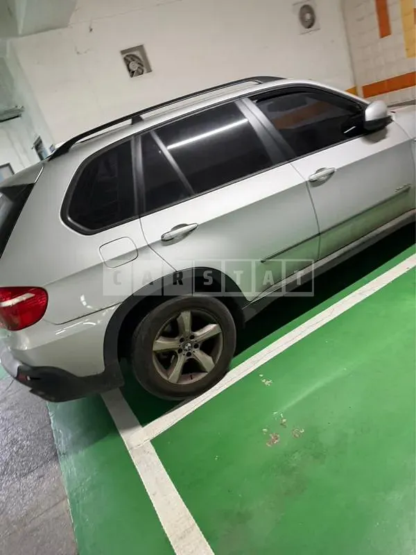 Photo 2 of 3: 2027 BMW X5 (2nd Gen) 30d xDrive, VIN WBAFF41089L147125 — Korean insurance auction