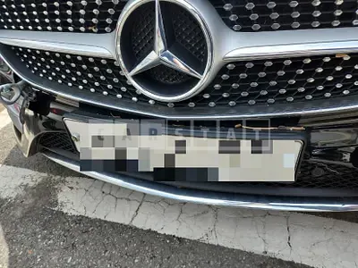 Photo 1 of 10: 2018 Mercedes-Benz E220d Cabriolet, VIN WDD1K1EB1JF062543 — Korean insurance auction