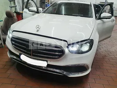 Photo 1 of 13: 2022 Mercedes-Benz E250, VIN W1KZF4FB7NB024710 — Korean insurance auction