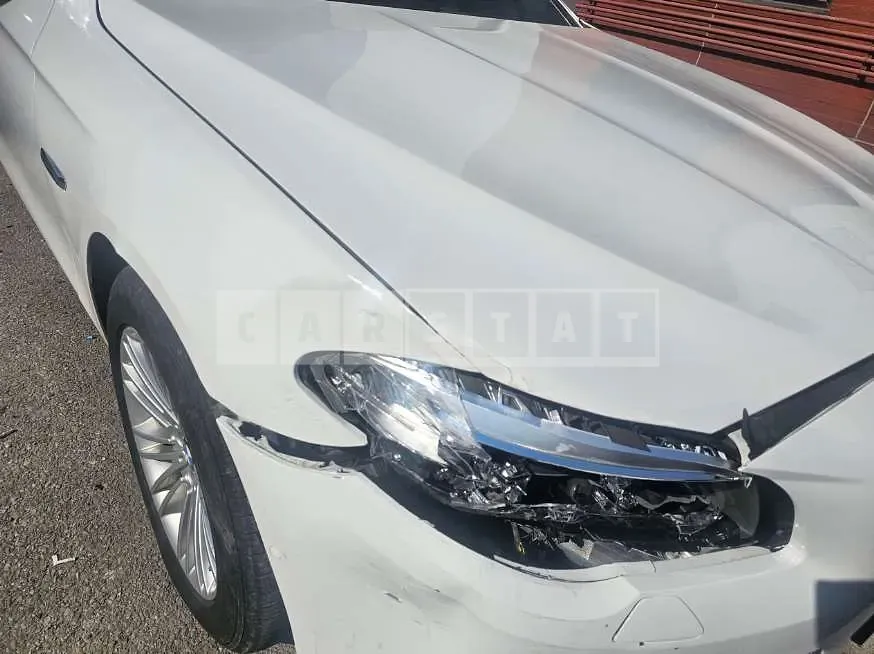 Photo 2 of 9: 2015 BMW 520d xDrive — Korean insurance auction