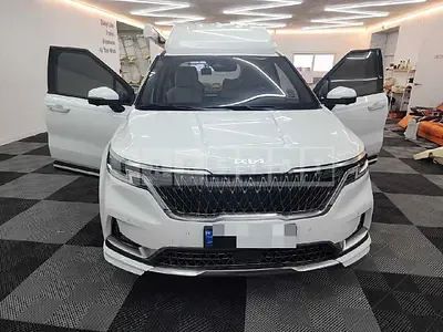 Photo 1 of 28: 2023 Kia Carnival 2.2 — Korean insurance auction