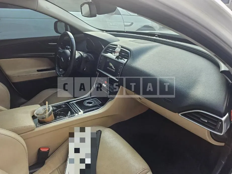 Photo 2 of 14: 2015 Jaguar XE 2.0d — Korean insurance auction