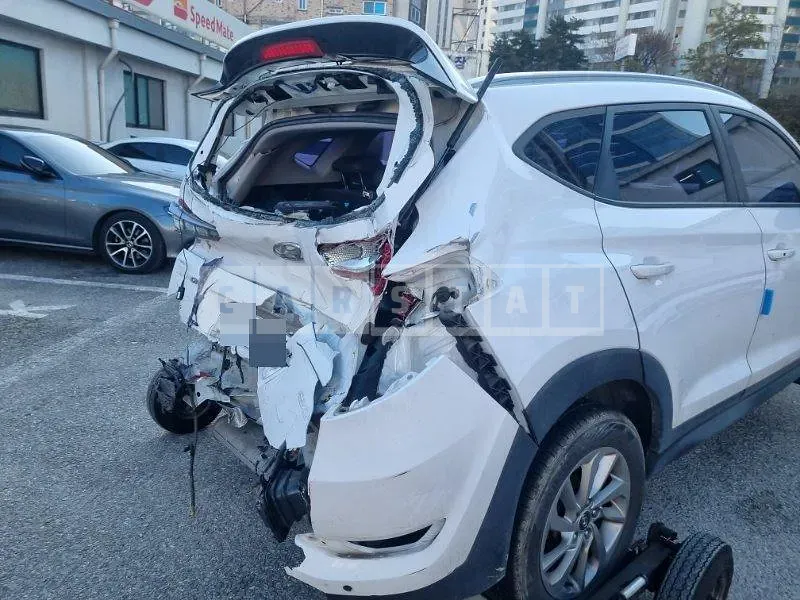 Photo 2 of 50: 2016 Hyundai Tucson TL — Korean insurance auction
