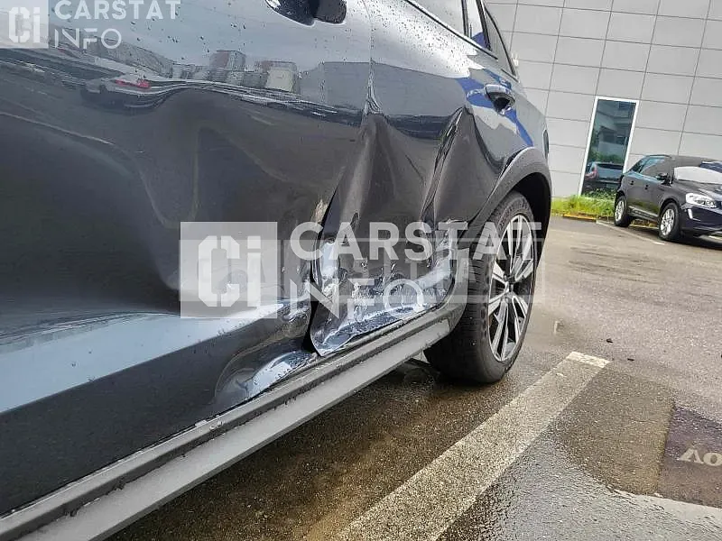 Photo 2 of 37: 2022 Volvo V60, VIN YV1ZZL12CN1094897 — Korean insurance auction