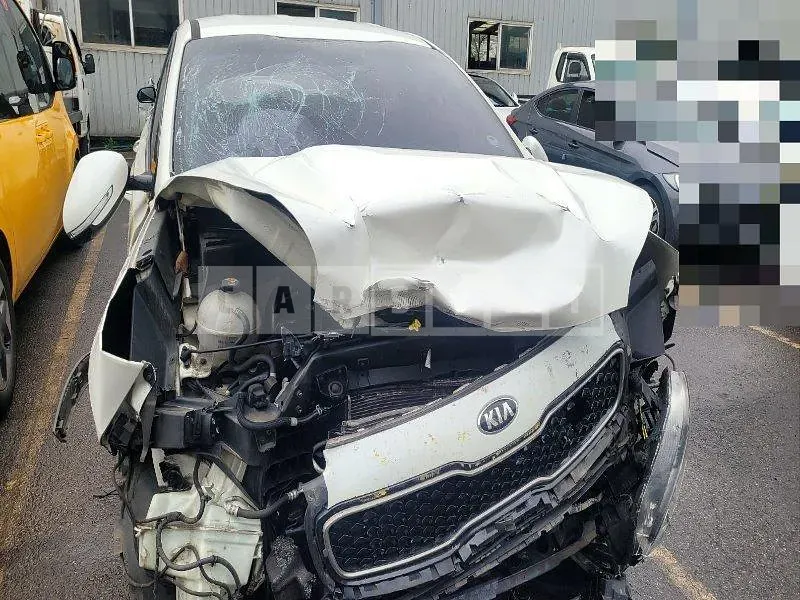 Photo 2 of 6: 2016 Kia Sportage 1.7 — Korean insurance auction