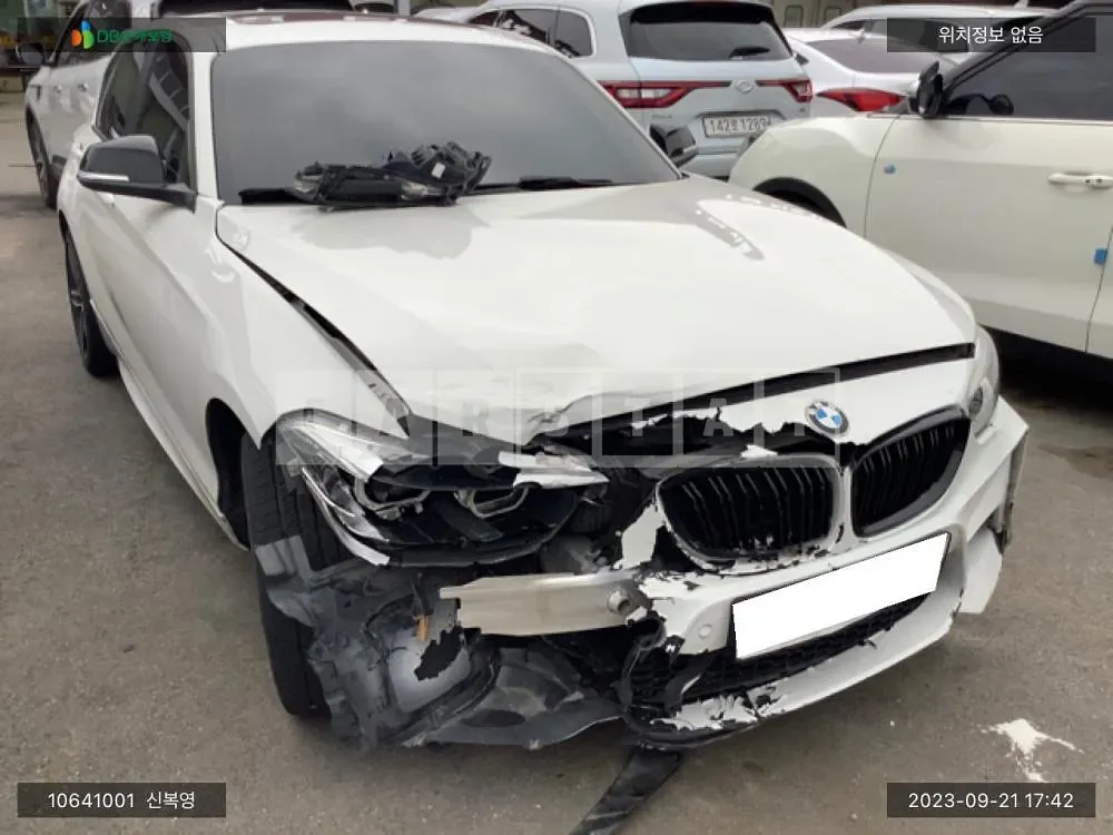 Photo 2 of 17: 2019 BMW 118d, VIN WBA1S5109J5L16234 — Korean insurance auction