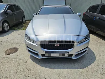 Photo 1 of 35: 2017 Jaguar XE 20d — Korean insurance auction