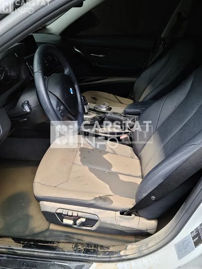 Photo 2 of 3: 2017 BMW Calm 320d — Korean insurance auction