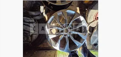 Photo 1 of 8: 2022 Kia (parts) Sorento Wheels — Korean insurance auction