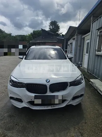 Photo 1 of 11: 2020 BMW 320d Gran Turismo — Korean insurance auction