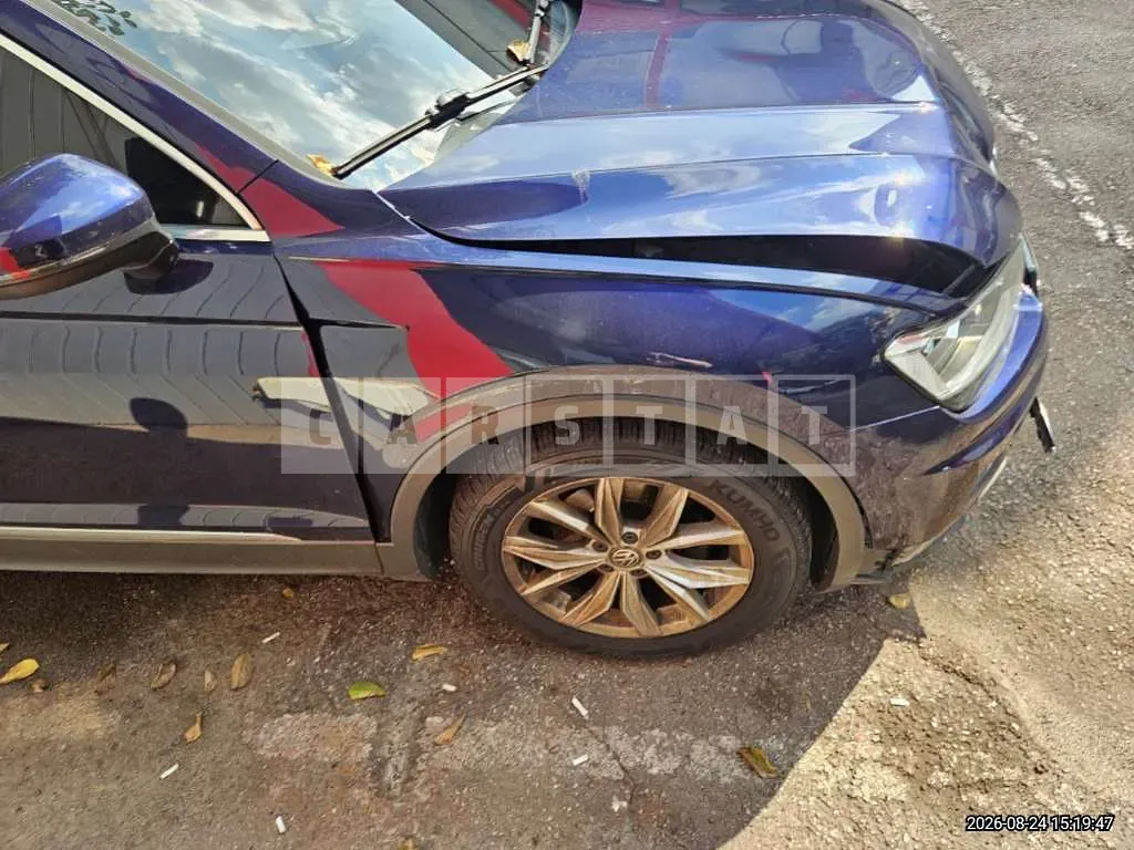 Photo 2 of 11: 2018 Volkswagen Tiguan 2.0 TDI — Korean insurance auction
